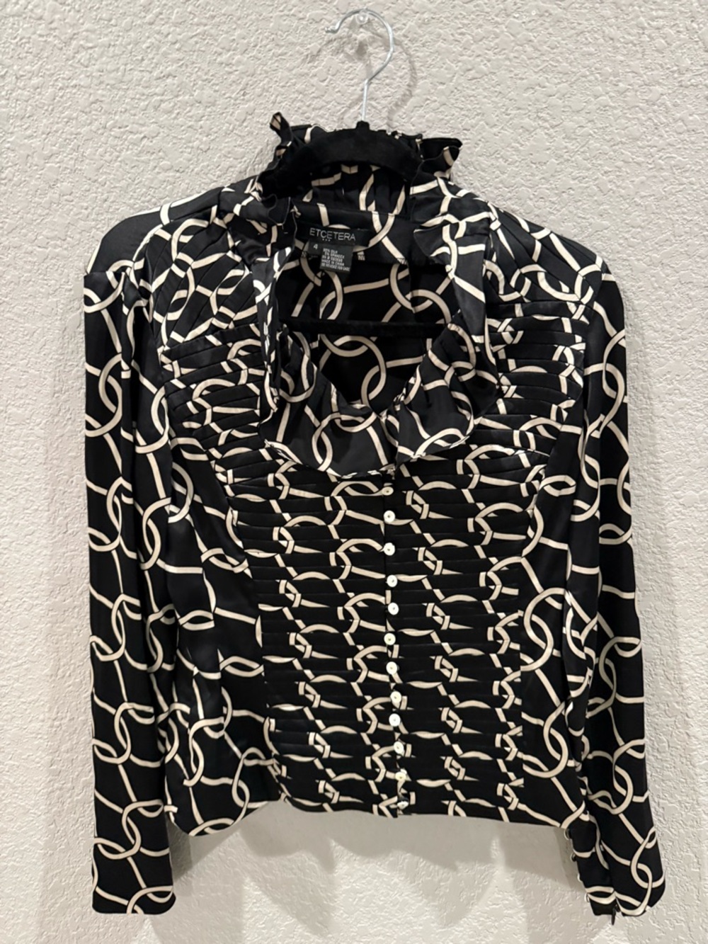 Etcetera Black & Cream Chain-Print Ruffle Button Down
